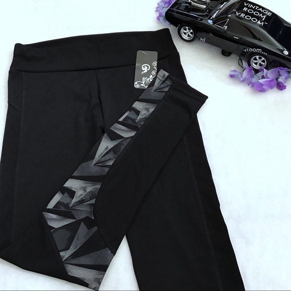NWT Sports Leggings Bundle - Picture 3 of 8
